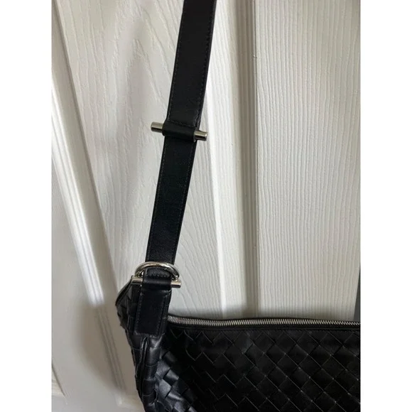 Bottega Veneta Intrecciato Black Leather Crossbody Messenger Bag Silver Hardware - Picture 8 of 9